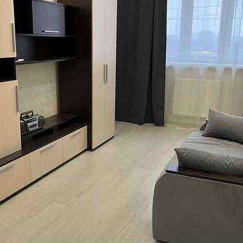 Сдается 1-комнатная квартира, 38 м²