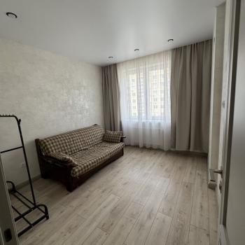 Сдается 1-комнатная квартира, 37 м²