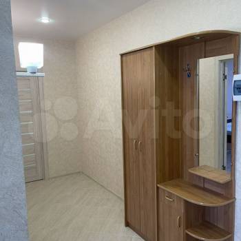 Сдается 2-х комнатная квартира, 82 м²