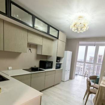 Сдается 2-х комнатная квартира, 70 м²