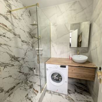Сдается 2-х комнатная квартира, 70 м²