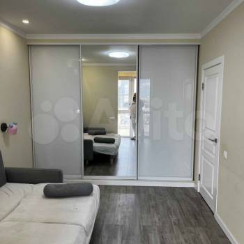 Сдается Многокомнатная квартира, 64 м²