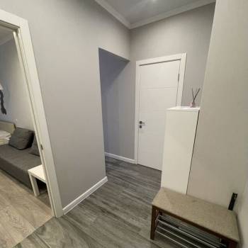 Сдается 1-комнатная квартира, 42 м²