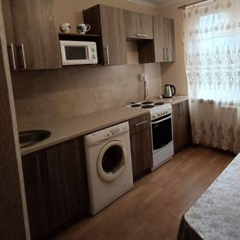 Сдается 1-комнатная квартира, 40 м²