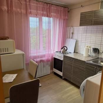 Сдается 1-комнатная квартира, 32 м²
