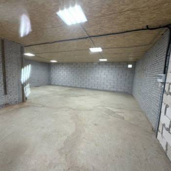 Сдается Нежилое помещение, 90 м²