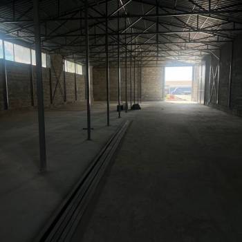 Сдается Нежилое помещение, 1300 м²