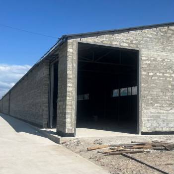 Сдается Нежилое помещение, 1300 м²