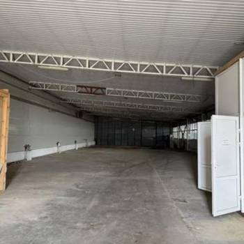 Сдается Нежилое помещение, 560 м²