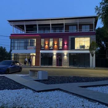 Продается Нежилое помещение, 550 м²