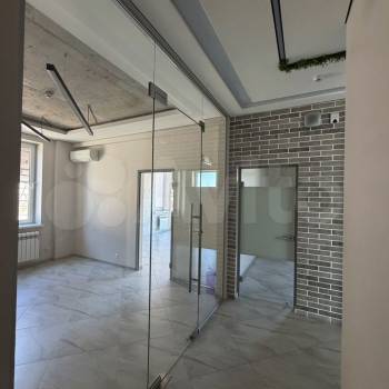 Продается Нежилое помещение, 550 м²