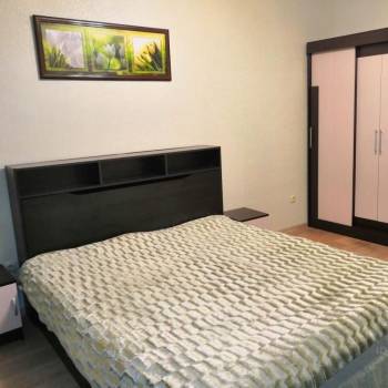 Сдается 2-х комнатная квартира, 77 м²