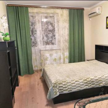 Сдается 2-х комнатная квартира, 77 м²