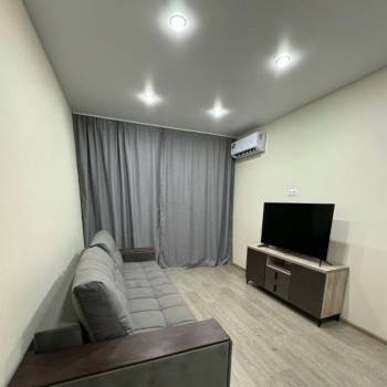 Продается 1-комнатная квартира, 40 м²