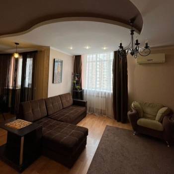 Сдается 2-х комнатная квартира, 67 м²