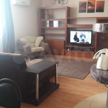 Сдается 2-х комнатная квартира, 67 м²