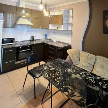 Сдается 2-х комнатная квартира, 67 м²