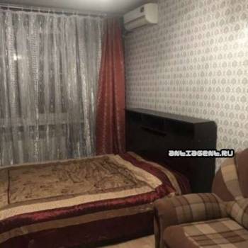 Сдается 1-комнатная квартира, 43 м²