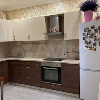 Продается 1-комнатная квартира, 53,2 м²