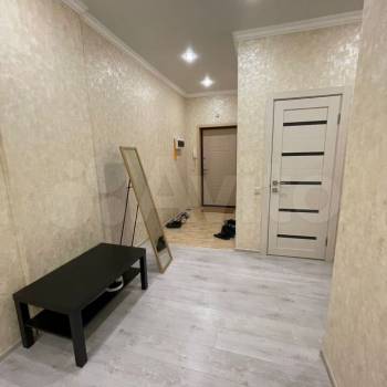 Продается 1-комнатная квартира, 53,2 м²
