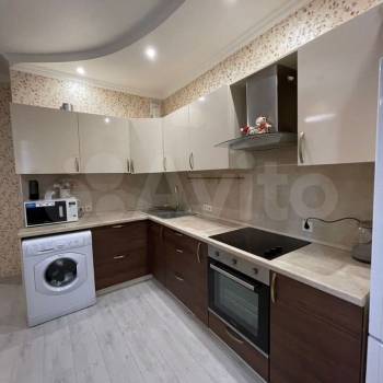 Продается 1-комнатная квартира, 53,2 м²