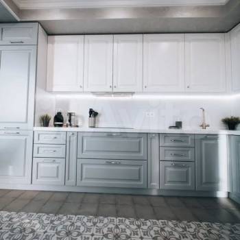 Продается Многокомнатная квартира, 130 м²