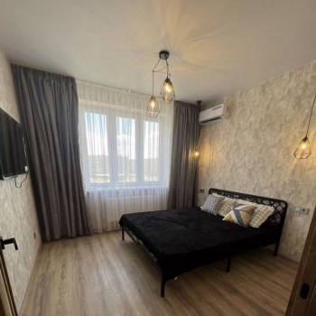 Продается 1-комнатная квартира, 40 м²