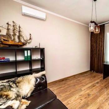 Продается Дом, 300 м²