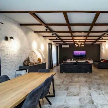 Продается Дом, 300 м²