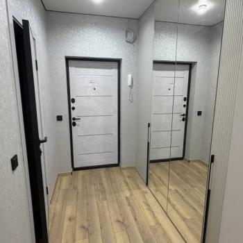 Сдается 1-комнатная квартира, 53 м²