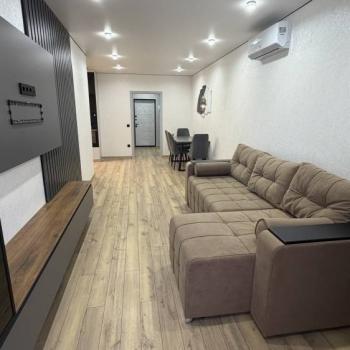 Сдается 1-комнатная квартира, 53 м²