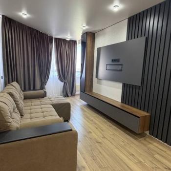 Сдается 1-комнатная квартира, 53 м²