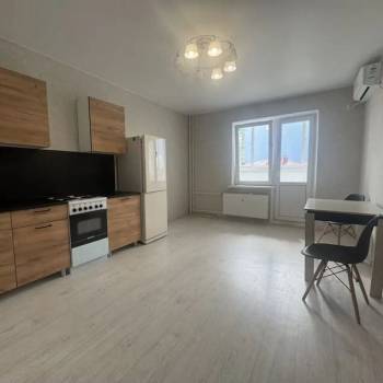Сдается 1-комнатная квартира, 44 м²