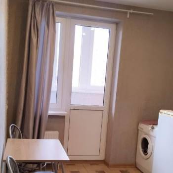 Сдается 1-комнатная квартира, 38 м²
