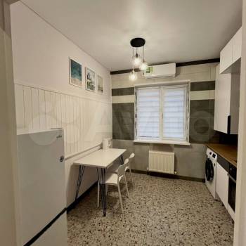 Сдается 1-комнатная квартира, 32 м²