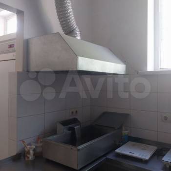 Сдается Торговое помещение, 166 м²