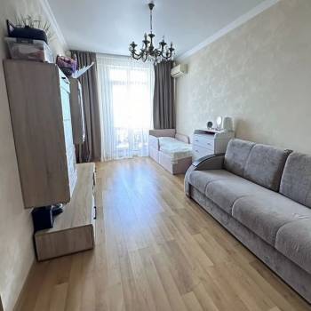 Продается 1-комнатная квартира, 49,2 м²