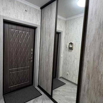 Сдается 1-комнатная квартира, 42 м²