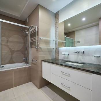 Продается Многокомнатная квартира, 138 м²