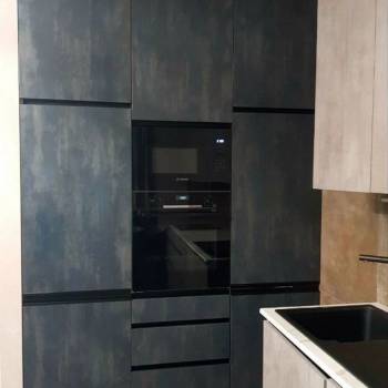 Продается Многокомнатная квартира, 140 м²
