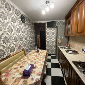 Продается Многокомнатная квартира, 62 м²