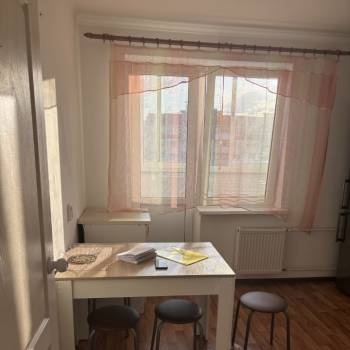 Сдается 1-комнатная квартира, 37 м²