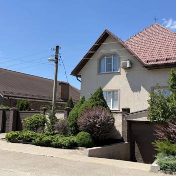 Продается Дом, 350 м²