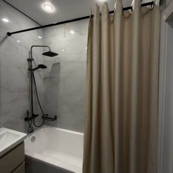 Продается 1-комнатная квартира, 44 м²