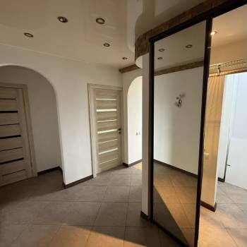 Продается 2-х комнатная квартира, 68 м²