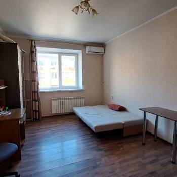 Продается 1-комнатная квартира, 34 м²