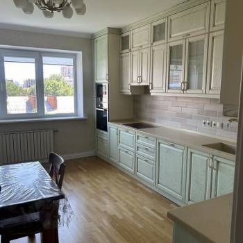 Продается 3-х комнатная квартира, 102 м²
