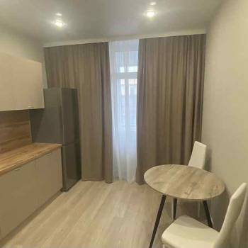 Сдается 1-комнатная квартира, 41 м²