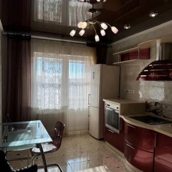 Сдается 1-комнатная квартира, 44 м²