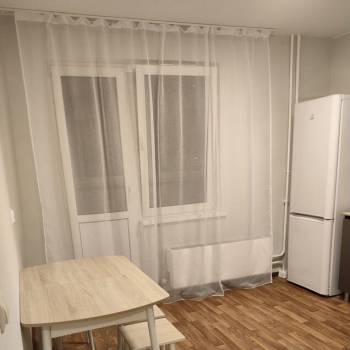 Сдается 1-комнатная квартира, 37,8 м²